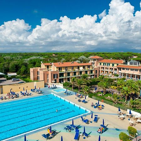 Continental Resort Tirrenia Exterior photo