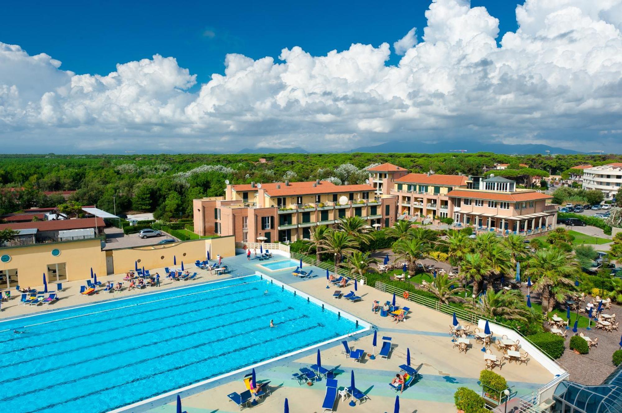 Continental Resort Tirrenia Exterior photo