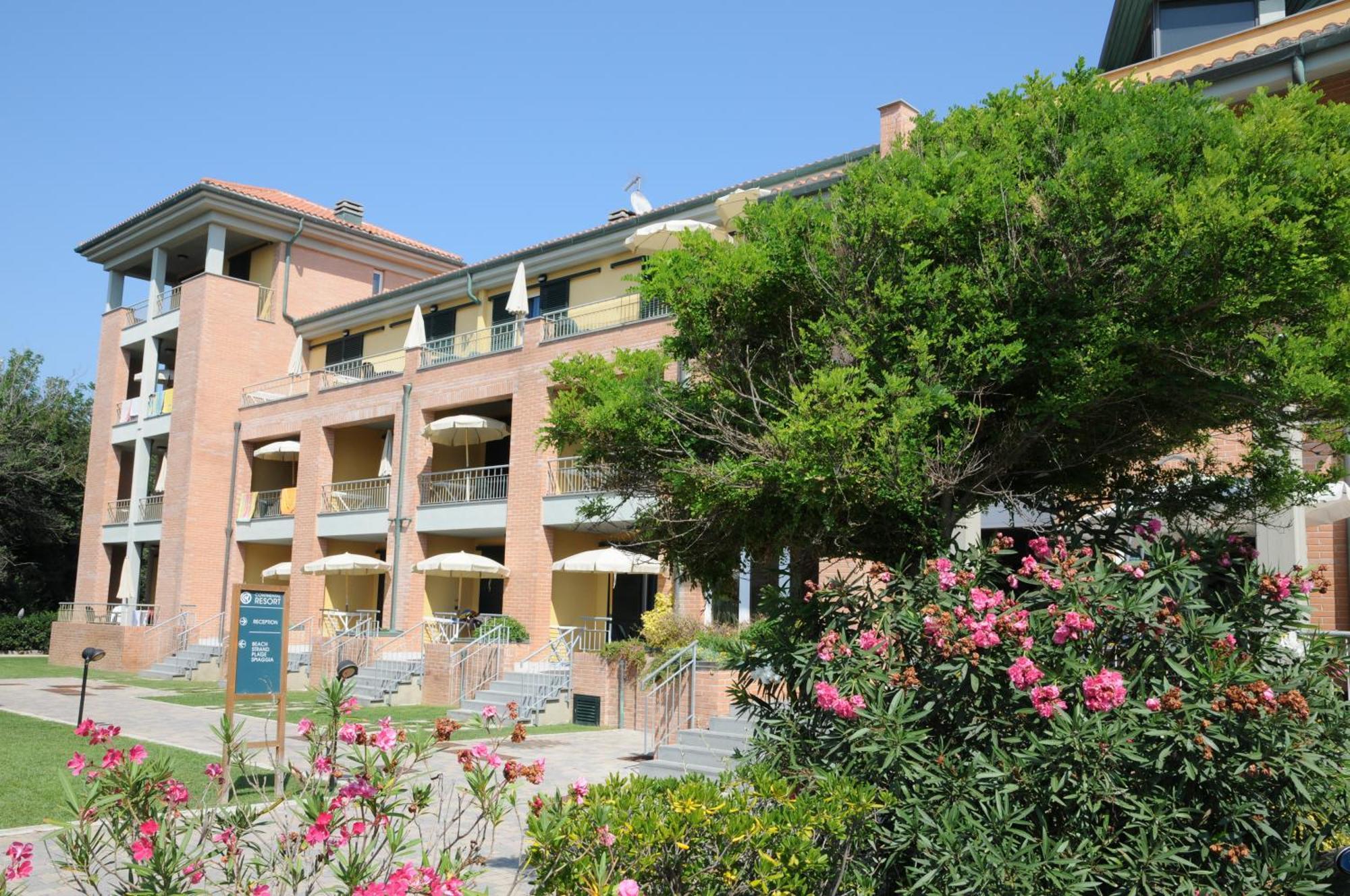 Continental Resort Tirrenia Exterior photo