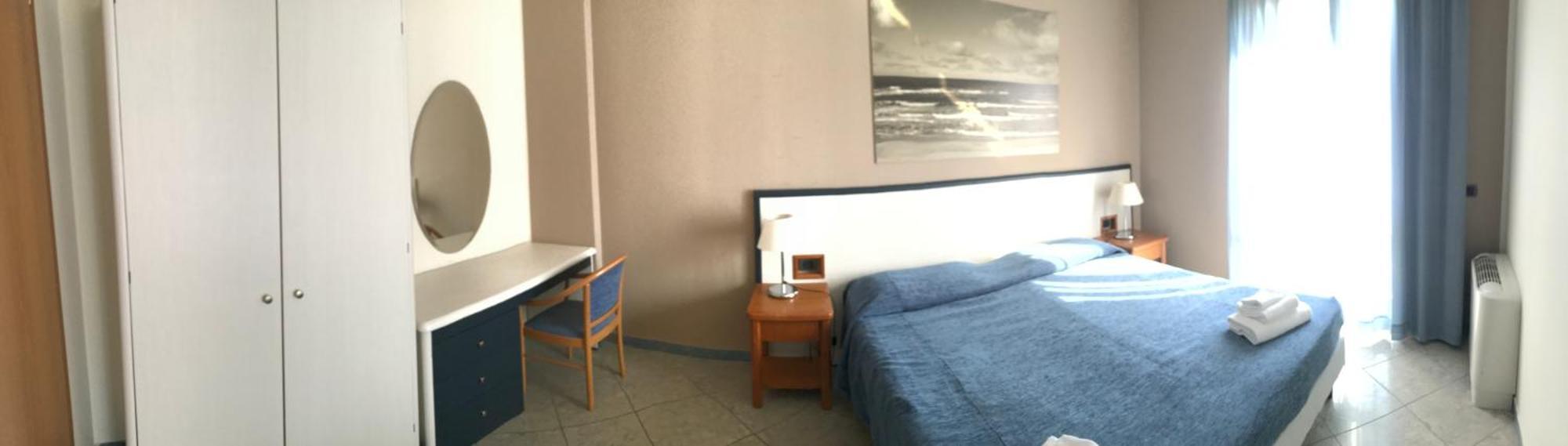 Continental Resort Tirrenia Room photo