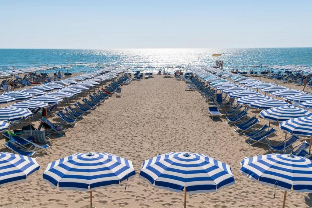Continental Resort Tirrenia Exterior photo